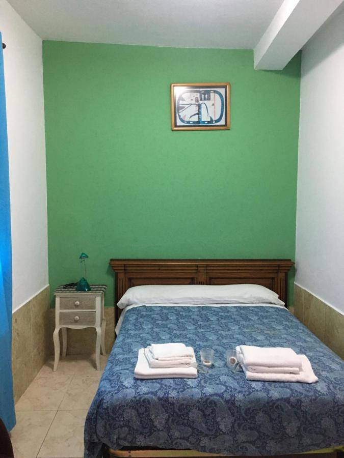 Hotel Hostal O Labrador à O Hospital Extérieur photo